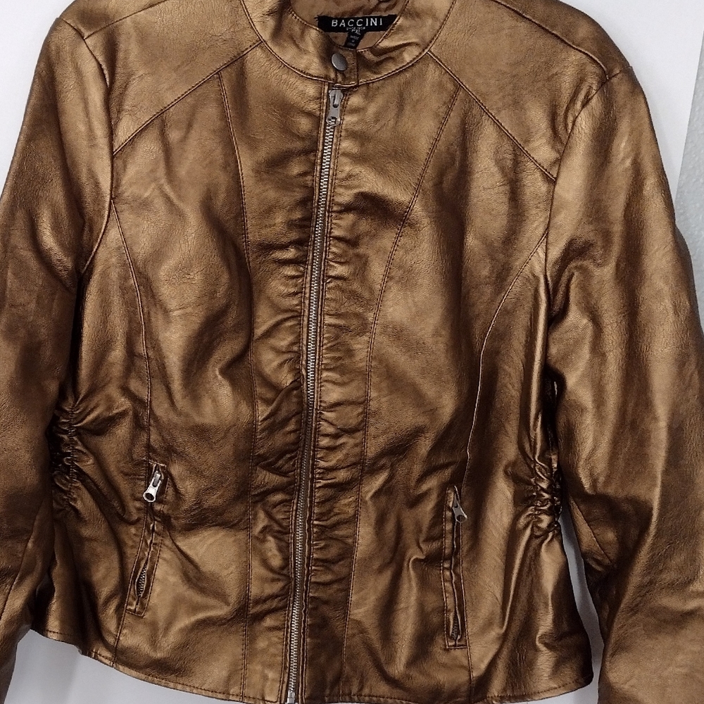 Ladies Gold Vegan Leather Short Jacket - Picture 5 of 8